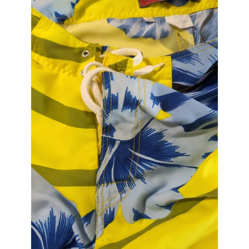 Mens Ingear Swim Yellow Floral  Blue Swim Shorts Trunks New XL Youth Small Men's